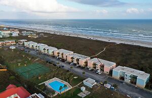 Rise N Beach by Avantstay Beachfront w Pool