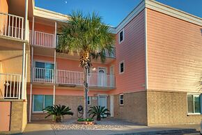 Rise N Beach by Avantstay Beachfront w Pool