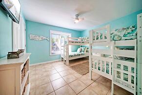 Rise N Beach by Avantstay Beachfront w Pool