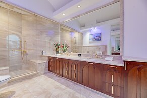 Bay House by Avantstay Waterfront Pier Pond