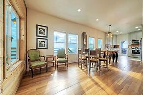 Marlin Madness by Avantstay Waterfront Getaway w Community Pool Boat D