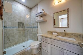 Marlin Madness by Avantstay Waterfront Getaway w Community Pool Boat D