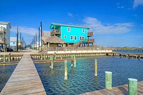 Marlin Madness by Avantstay Waterfront Getaway w Community Pool Boat D