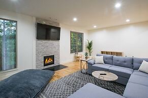 Modern Escape by Avanstay Views 10min to Town