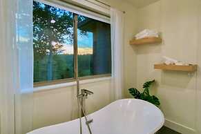 Modern Escape by Avanstay Views 10min to Town