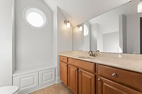 Jake s Lake House by Avantstay Lake Gazebo