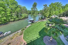Jake s Lake House by Avantstay Lake Gazebo