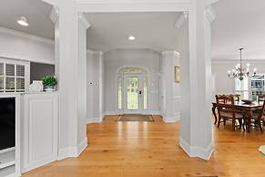 Jake s Lake House by Avantstay Lake Gazebo