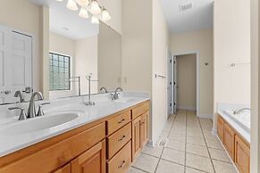 Kool Breeze by Avantstay Boat Ramp Hot Tub