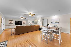 Kool Breeze by Avantstay Boat Ramp Hot Tub