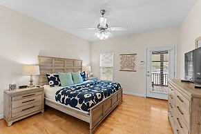 Kool Breeze by Avantstay Boat Ramp Hot Tub