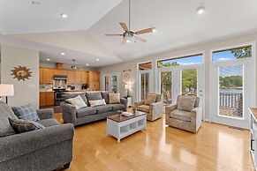 Kool Breeze by Avantstay Boat Ramp Hot Tub