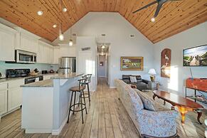 Oscar s Lodge by Avantstay Dock Pool Access