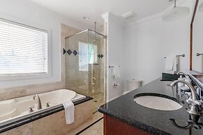 Golden Horizon by Avantstay Walk 2 Beach Pets Ok