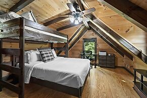 Bankhead Lodge by Avantstay Waterfront Log Cabin