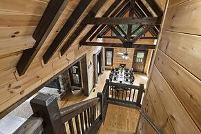 Bankhead Lodge by Avantstay Waterfront Log Cabin