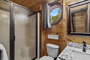 Bankhead Lodge by Avantstay Waterfront Log Cabin