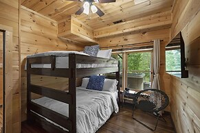 Bankhead Lodge by Avantstay Waterfront Log Cabin