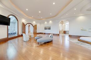 Bay Estate by Avantstay Waterfront Private Pond