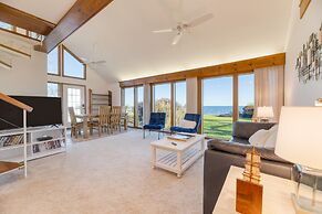 Bay Estate by Avantstay Waterfront Private Pond