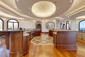 Bay Estate by Avantstay Waterfront Private Pond