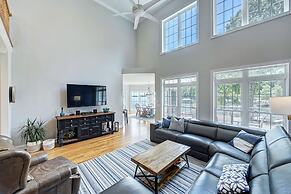 Bright Water Cove by Avantstay Saltwater Pool