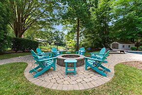 Making Waves by Avantstay Sleeps 20 Pool