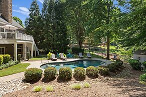 Making Waves by Avantstay Sleeps 20 Pool