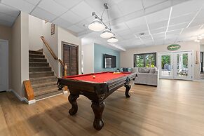 Making Waves by Avantstay Sleeps 20 Pool