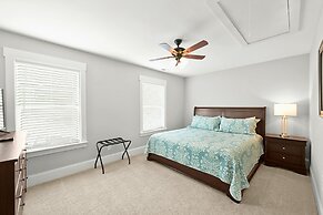 Dock Days by Avantstay Swimming Platform Dock