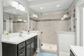 Dock Days by Avantstay Swimming Platform Dock