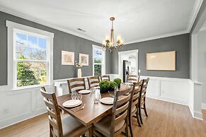 Dock Days by Avantstay Swimming Platform Dock