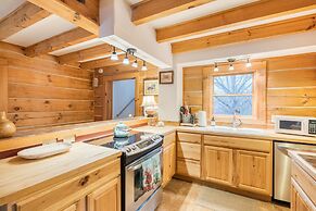 Starry Woods by Avantstay Retreat Near Asheville