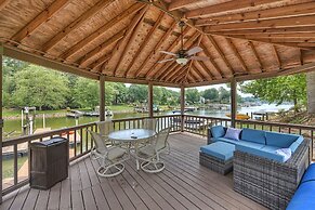 Shades of Summer by Avantstay Gazebo Dock View