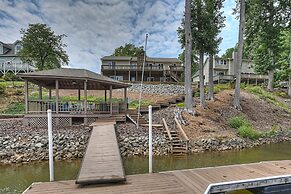 Shades of Summer by Avantstay Gazebo Dock View