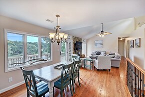 Shades of Summer by Avantstay Gazebo Dock View