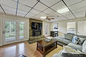 Shades of Summer by Avantstay Gazebo Dock View