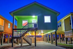 Laid Back Lime by Avantstay Near Beach w Pool Complimentary Pool Warme