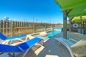 Laid Back Lime by Avantstay Near Beach w Pool Complimentary Pool Warme
