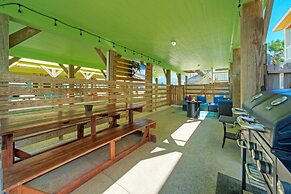 Laid Back Lime by Avantstay Near Beach w Pool Complimentary Pool Warme