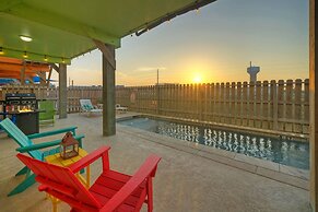 Laid Back Lime by Avantstay Near Beach w Pool Complimentary Pool Warme