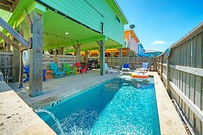 Laid Back Lime by Avantstay Near Beach w Pool Complimentary Pool Warme