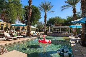 Villa del Gallo by Avantstay Luxury Group Retreat Pool Putting Green