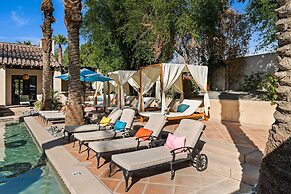 Villa del Gallo by Avantstay Luxury Group Retreat Pool Putting Green