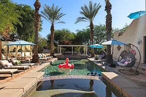 Villa del Gallo by Avantstay Luxury Group Retreat Pool Putting Green