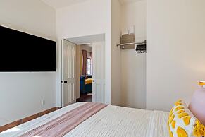 Villa del Gallo by Avantstay Luxury Group Retreat Pool Putting Green