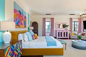 Villa del Gallo by Avantstay Luxury Group Retreat Pool Putting Green