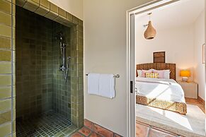 Villa del Gallo by Avantstay Luxury Group Retreat Pool Putting Green