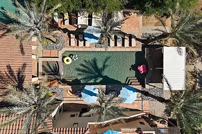 Villa del Gallo by Avantstay Luxury Group Retreat Pool Putting Green