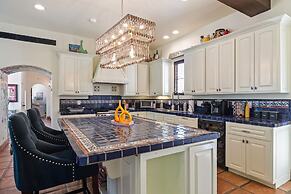 Villa del Gallo by Avantstay Luxury Group Retreat Pool Putting Green